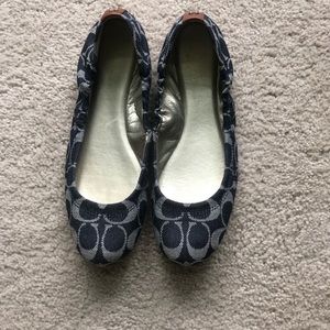 Coach flats